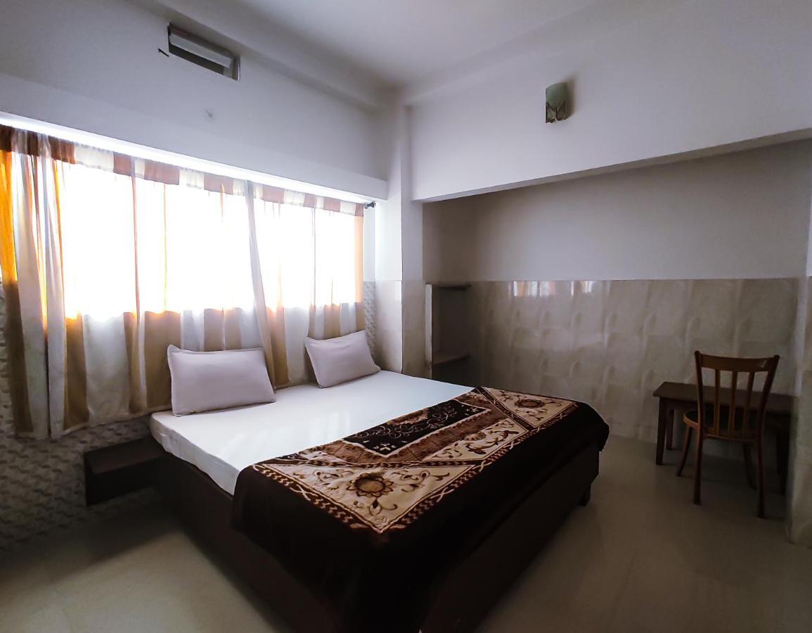 Hotel Vijay Rajgir Bagian luar foto