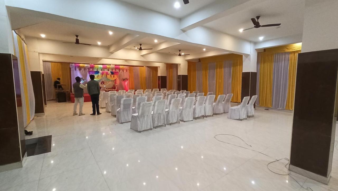 Hotel Vijay Rajgir Bagian luar foto
