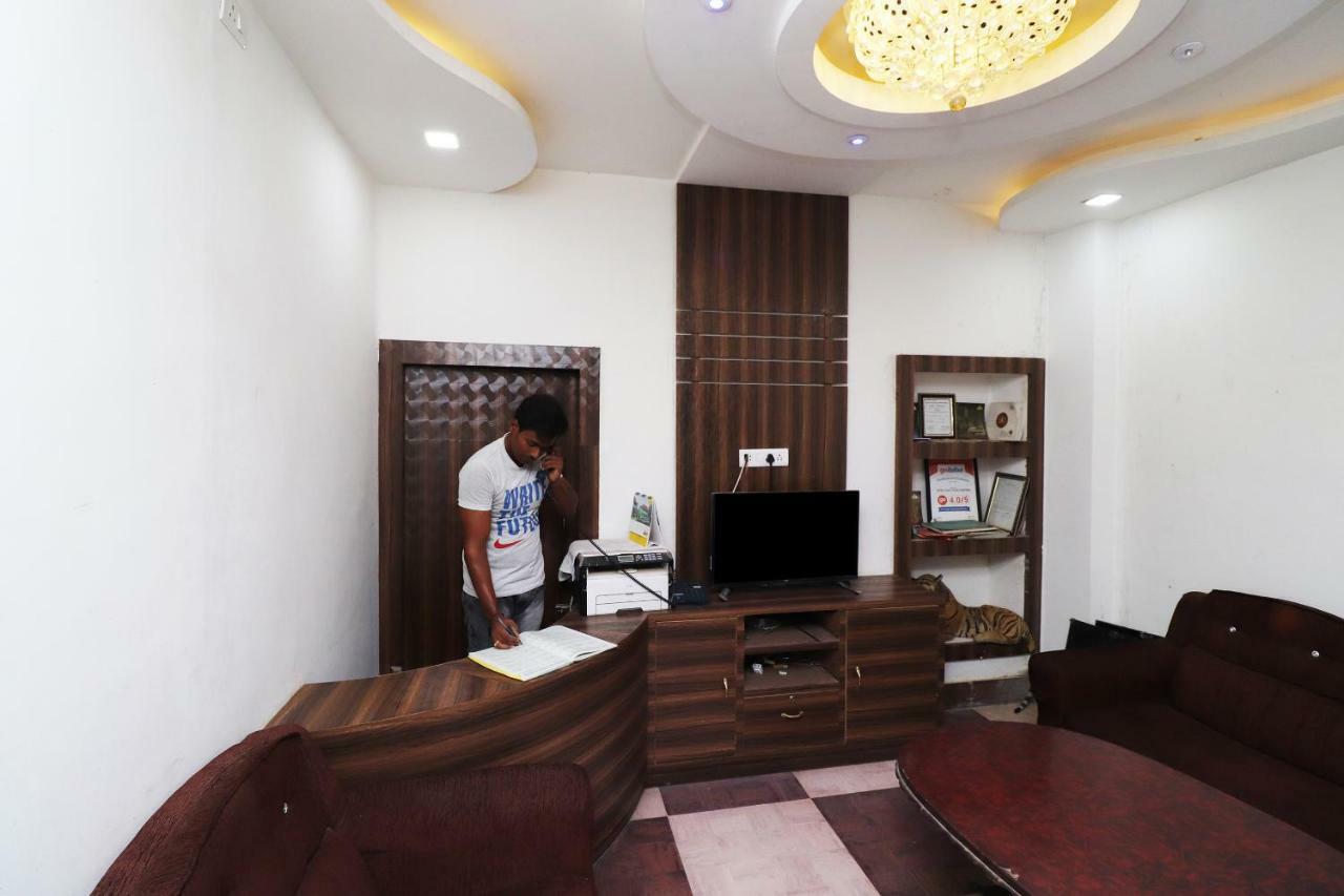 Hotel Vijay Rajgir Bagian luar foto